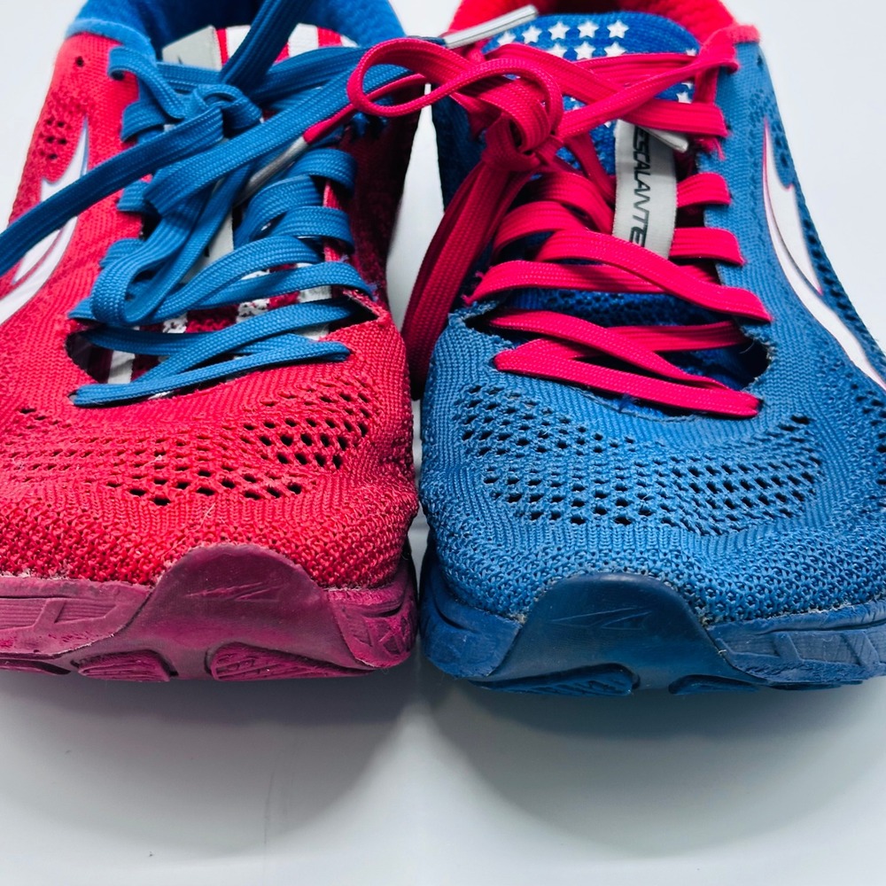 Altra Escalante USA Patriotic Running Shoes Womens 8.5 Red Blue Mismatched - Picture 3 of 13